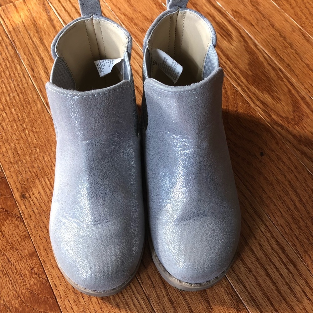 Gymboree silver metallic slip on booties